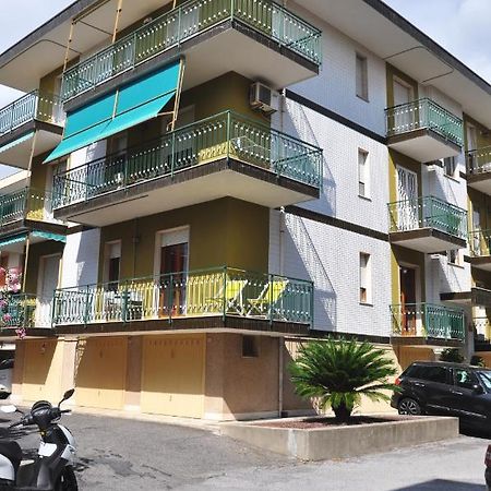 Viale Repubblica 329 1 Leilighet Pietra Ligure Eksteriør bilde